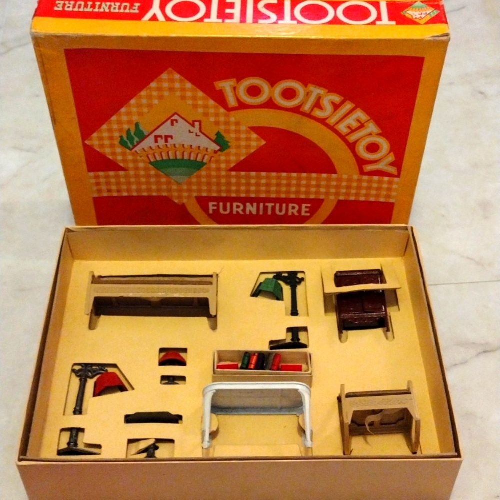Tootsie Toy Furniture.